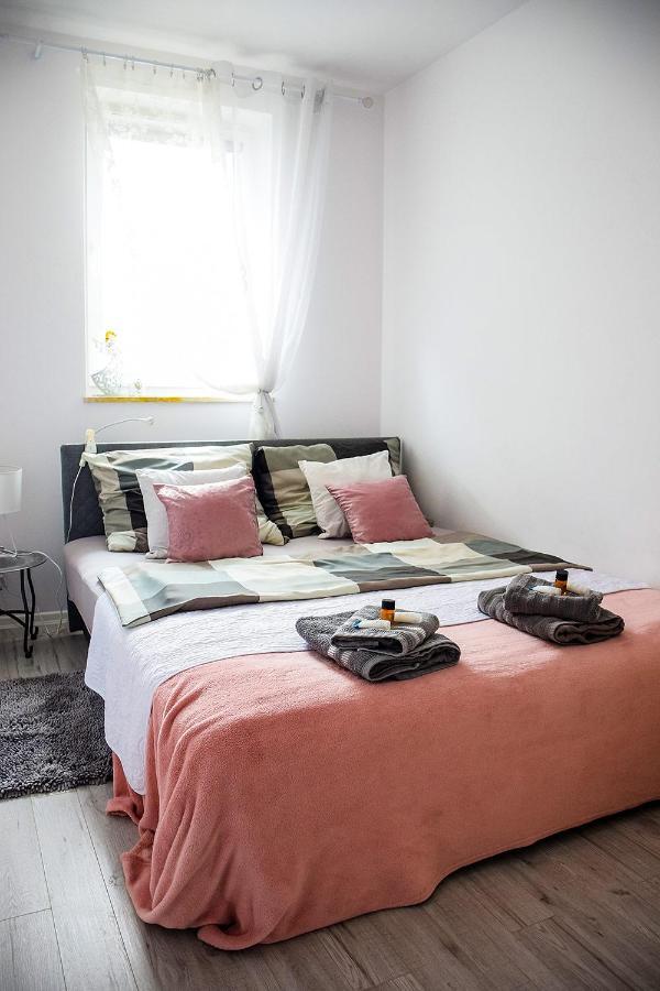 Operowa Marilyn Monroe Apartment Lublin Luaran gambar